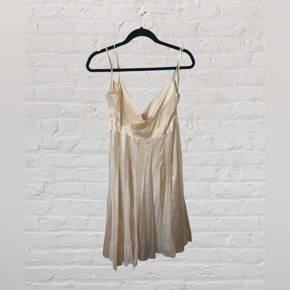 Diane von Furstenberg Beautiful summer white cream DVF silk dress - Picture 2 of 8